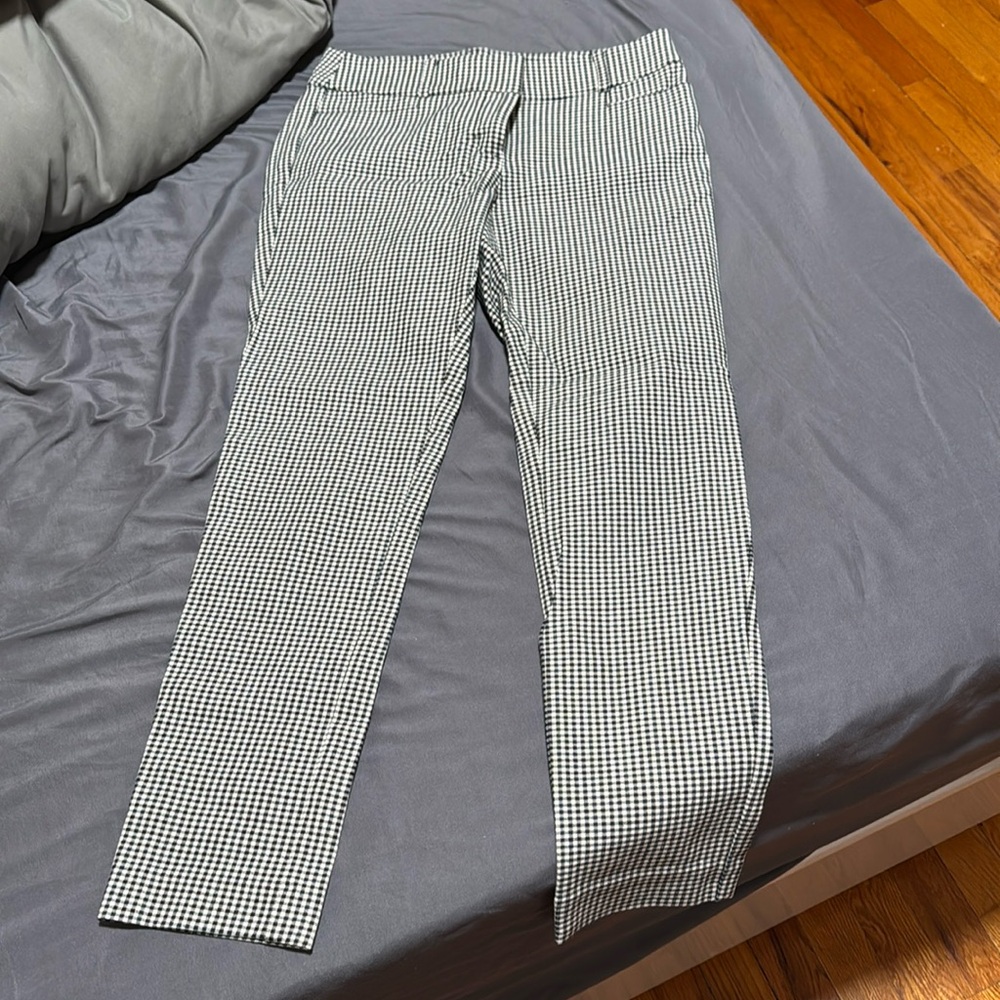Free with 100 purchase- Loft grid curvy skinny pants